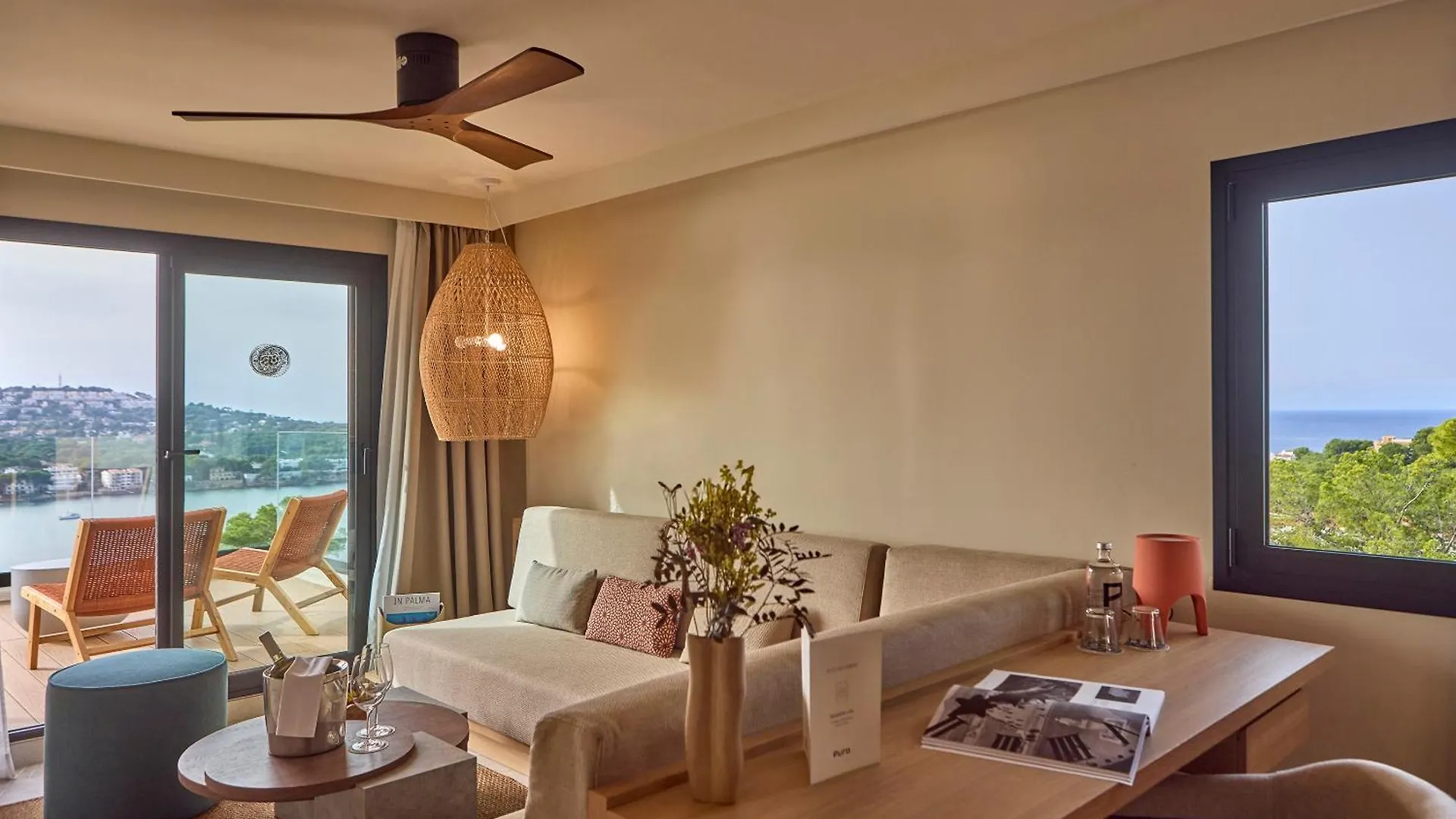 ***** Отель Purobeach Resort Санта-Понса Испания