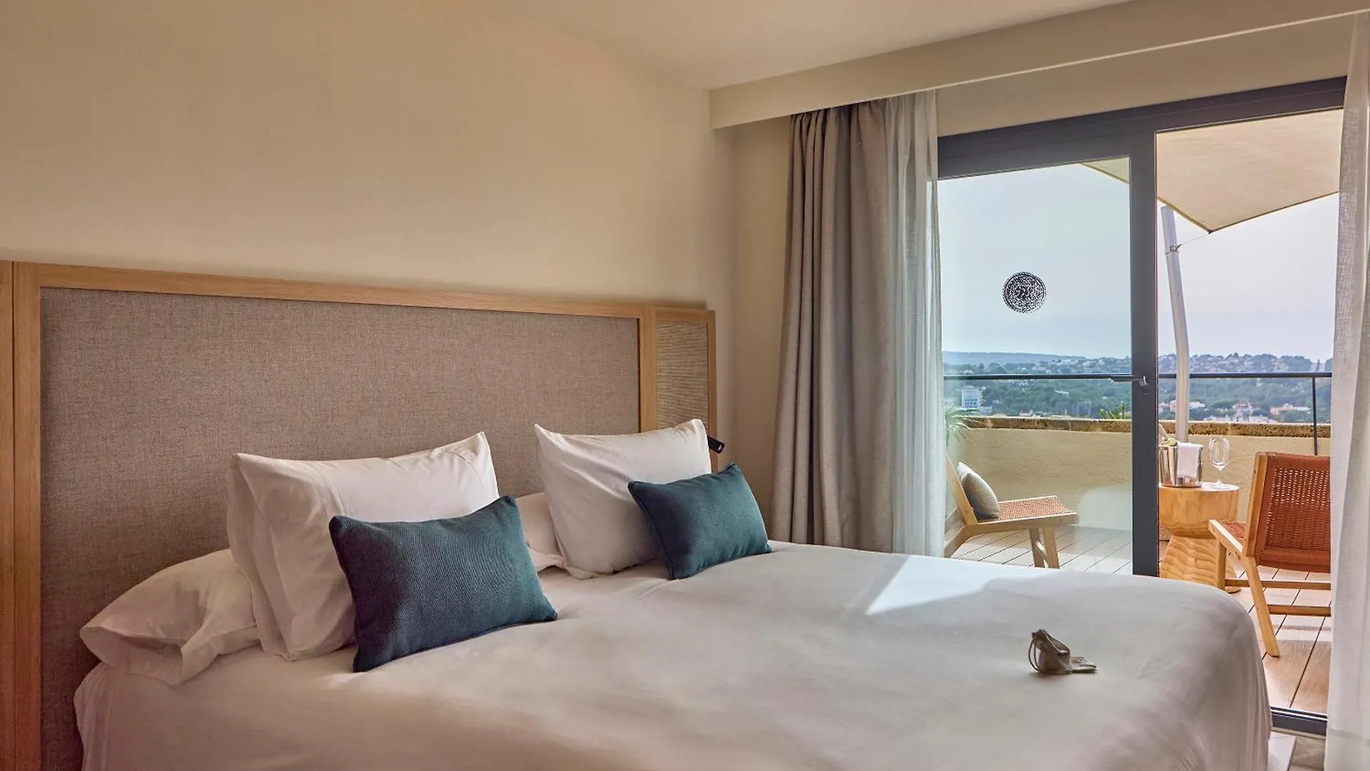 Purobeach Resort Santa Ponsa 5*,  España