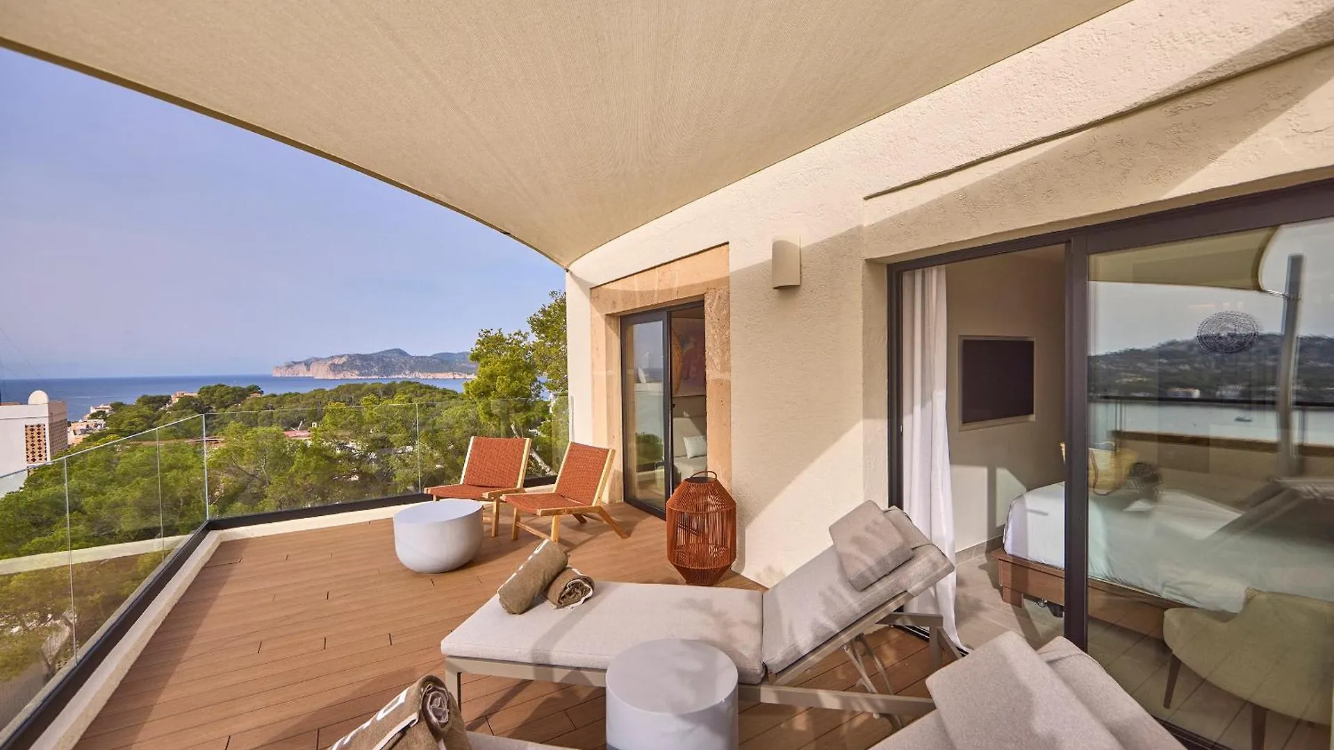 Purobeach Resort Santa Ponsa 5*,