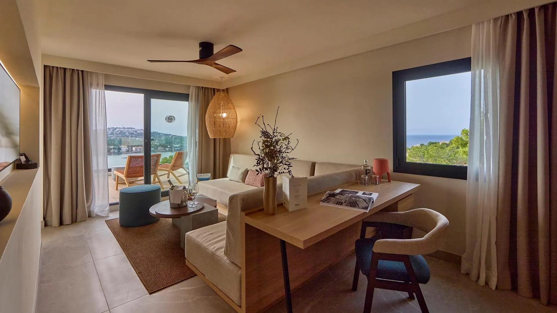 Purobeach Resort Santa Ponsa 5*,  İspanya